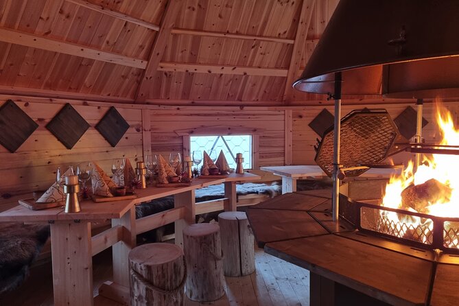 1 Day Pass Lapland Winter Park in Rovaniemi - Snow sculptures and the forest paths