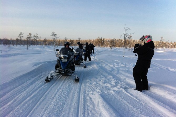 1-Hour Snowmobile Safari Experience - Children, passengers, and family comfort