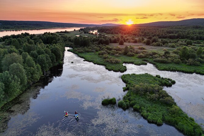 Canoe Trip in Lapland from Rovaniemi - The beach break, pastries, and hot drinks
