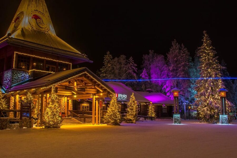 City tour and Santa Claus village visit in Lapland - Meeting Santa Claus at the village