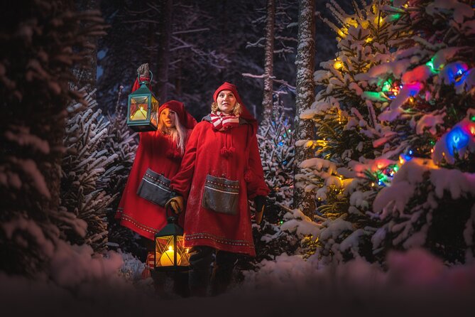 Elf Hat Academy in Santas Village of Rovaniemi - Learning the Elf Dance
