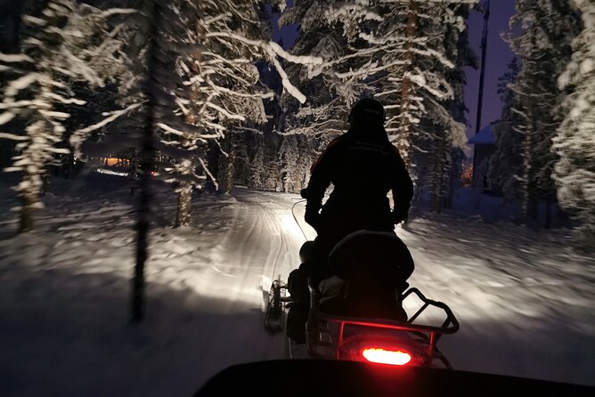 Evening Snowmobile Safari in Rovaniemi - Sharing the machine and taking your turn