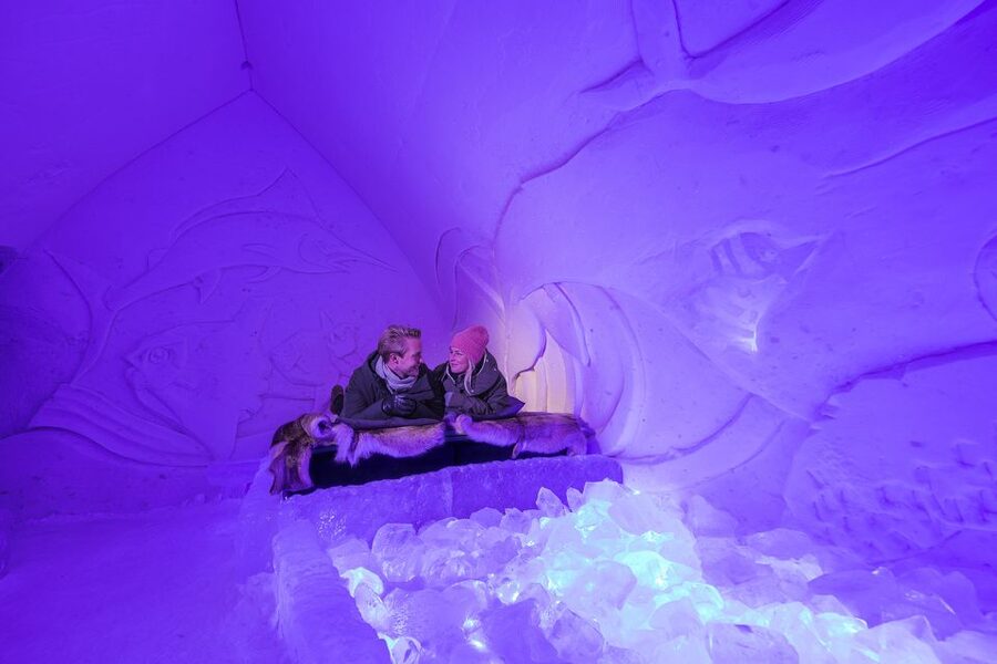 From Rovaniemi: SnowHotel Visit with Ice Restaurant Dinner - Arriving from Rovaniemi at the Arctic SnowHotel