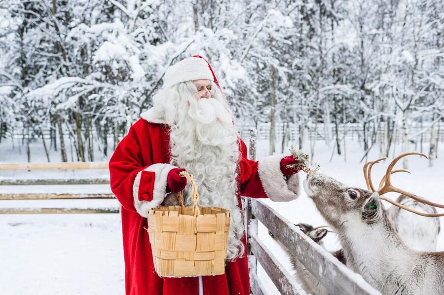 From Rovaniemi: Tour to Santa Claus Village - Santa’s Post Office and the year-round Christmas idea