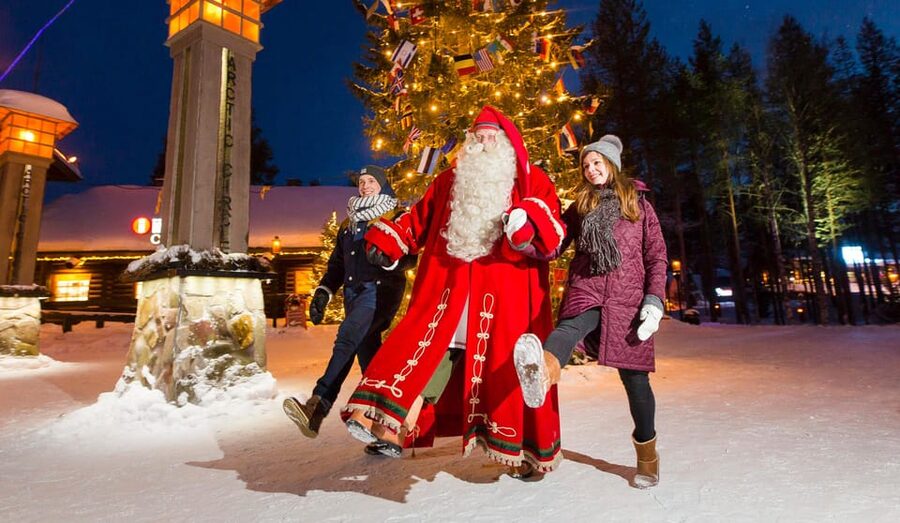 From Rovaniemi: Tour to Santa Claus Village - Timing, pickup, and guide support