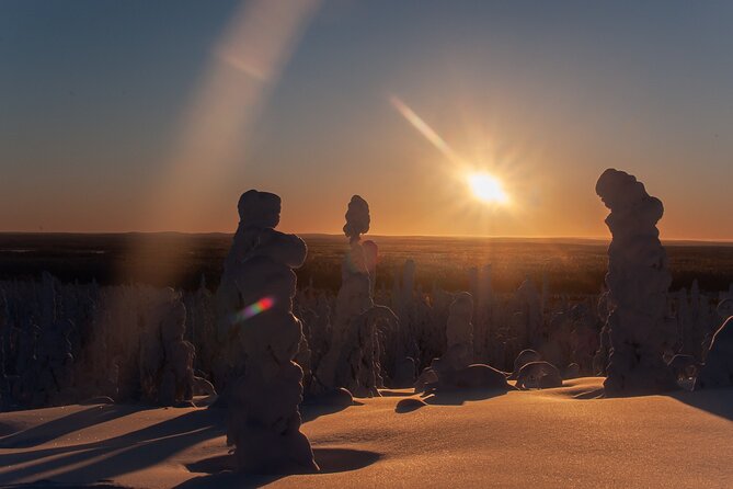 Full-Day Snowshoeing Adventure in Amethyst Mine Pyhä Luosto - Lunch around the fire after the mine