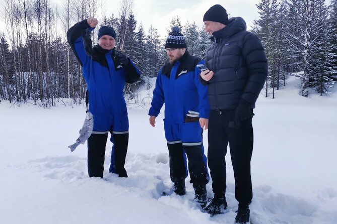 Ice fishing experience - Ice fishing for rainbow trout on a Lapland winter day