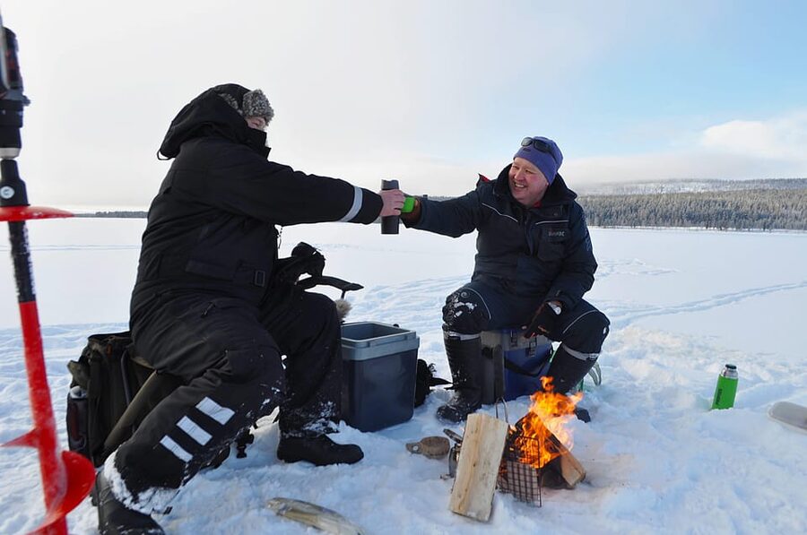 Ice fishing program in Lapland - Key points to know before you book