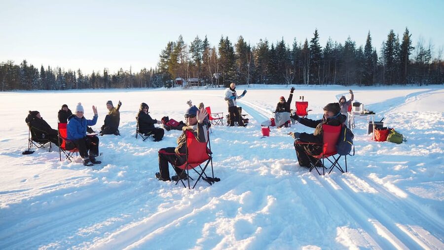 Ice fishing program in Lapland - From Arctic City Hotel to frozen Palojärvi