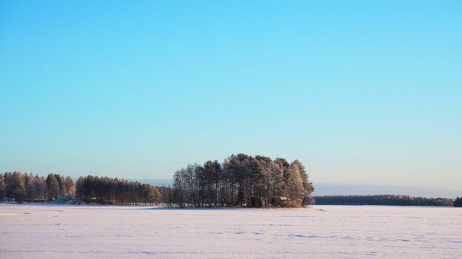 Ice fishing program in Lapland - Is $103 a fair price?