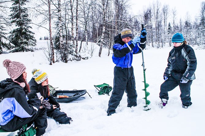 Ice Fishing Trip in Rovaniemi - Arctic clothes and the problem of staying warm