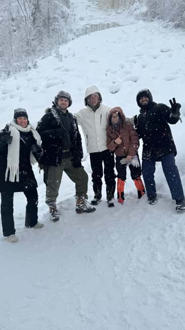 Korouoma Canyon Frozen Waterfalls Hike & Private Teepee BBQ - The drive from Rovaniemi sets the tone