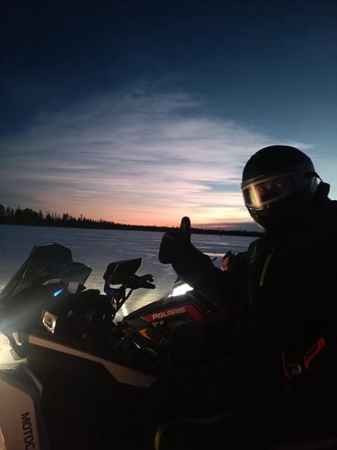Lapland: Private Snowmobile Safari with arctic Local Guide - Evening departures and the northern lights