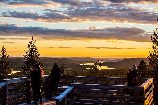 Midnight sun photography tour - The included photo collection is a real benefit