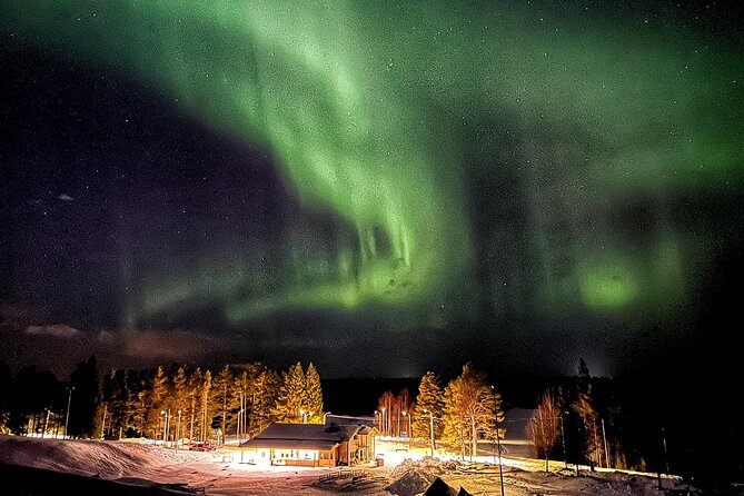 Northern Lights Auroras from Kemi-Tornio with Pickup - Price, group size, and the value of the package