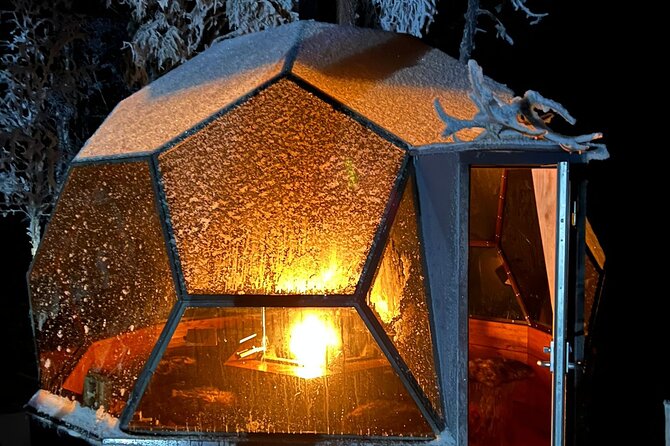 Northern Lights dinner in a Glass Igloo - What the drive from Rovaniemi adds