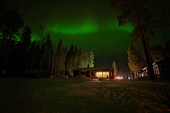 Northern Lights Hunting in Lappish old cottage - Getting from Rovaniemi to Tahtamankuja