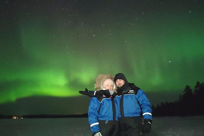 Northern lights hunting photo tour with bbq; small groups - Clothing matters more than the brochure suggests