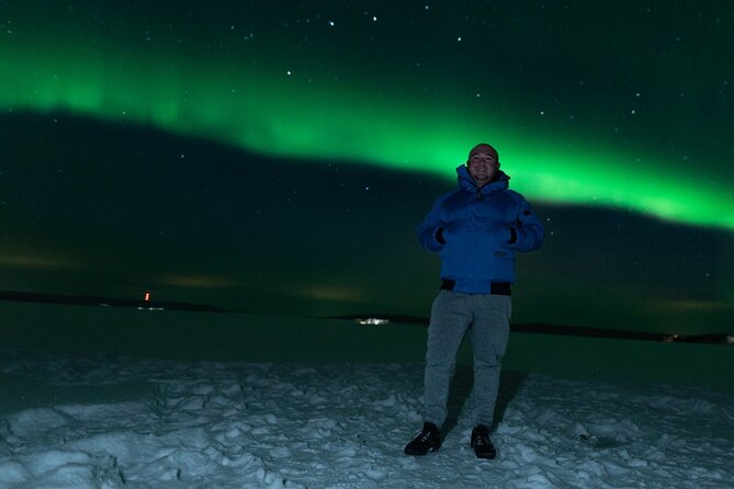 Northern Lights Rovaniemi: Guaranteed Tour with Local Guide - Booking details that affect your decision