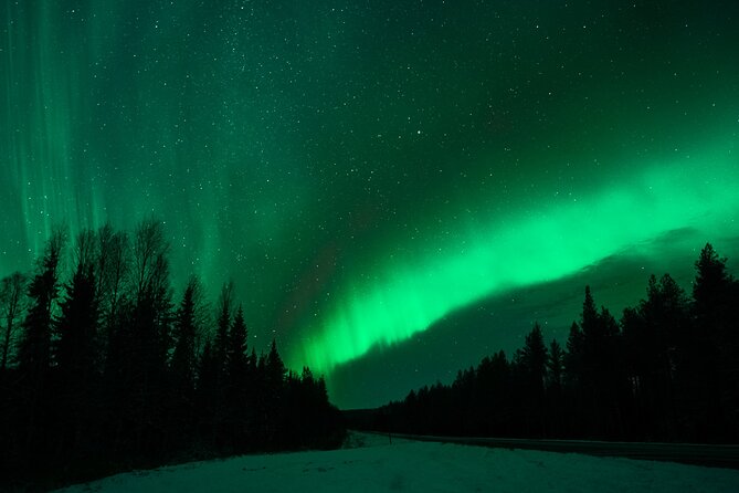 Northern Lights Rovaniemi: Guaranteed Viewing & Unlimited Mileage - Chasing clear skies beyond Rovaniemi