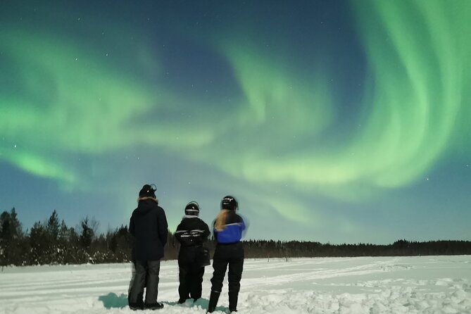 Northern Lights Sledge Ride - Stops, warmth, and waiting for the aurora