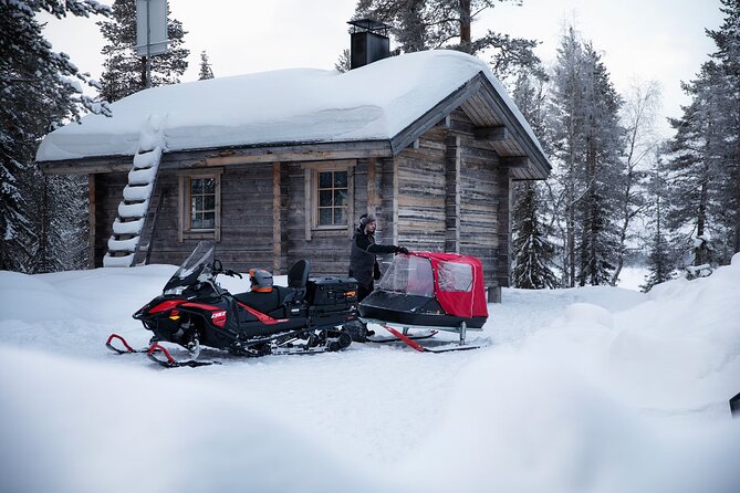Northern Lights Snowmobile Sledge Ride in Rovaniemi - The route from Rovakatu into the snowy forest