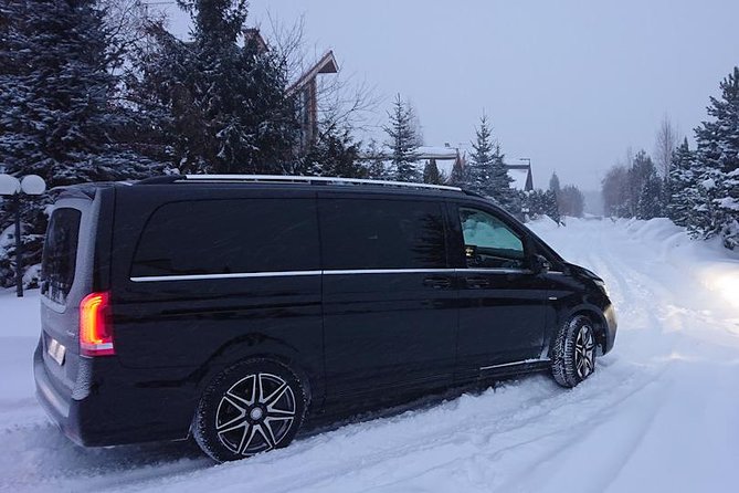 Private Northern Lights Expedition by Lapland's Experienced Team - Weather cancellations are handled fairly