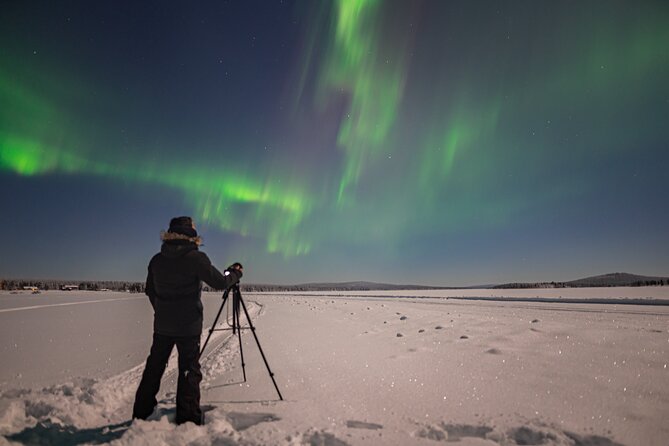 Private Northern Lights Photography Hunting - Fire, soup, and the long wait