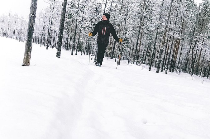 Private Snowshoeing Tour In Pyhätunturi With A Local Guide - Timing, meeting point, and practical planning