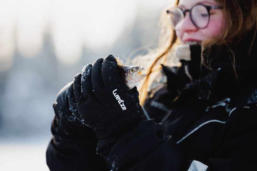 Rovaniemi: Arctic Circle Ice Fishing Experience - Meeting your guide in Rovaniemi
