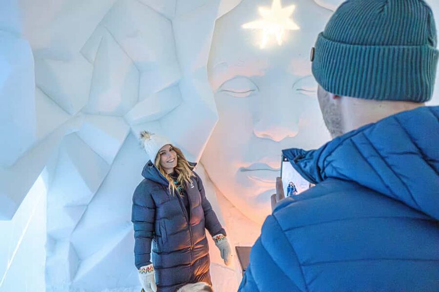 Rovaniemi: Arctic Snow Hotel Tour - Free time for sledding and photographs