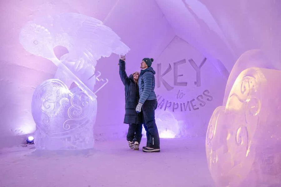 Rovaniemi: Arctic Snow Hotel Tour - The coach ride from Rovaniemi