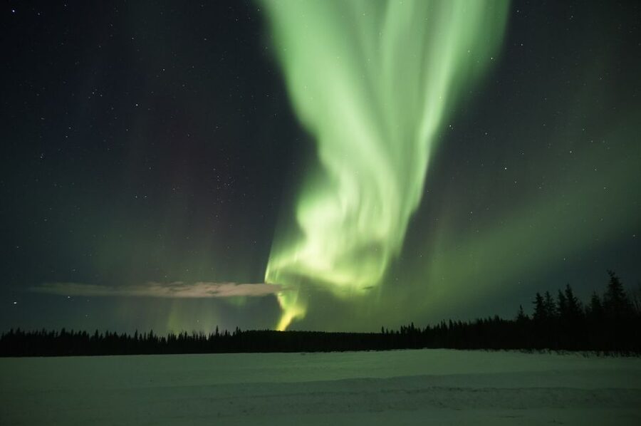 Rovaniemi: Aurora Borealis and Picnic - A picnic by the open fire
