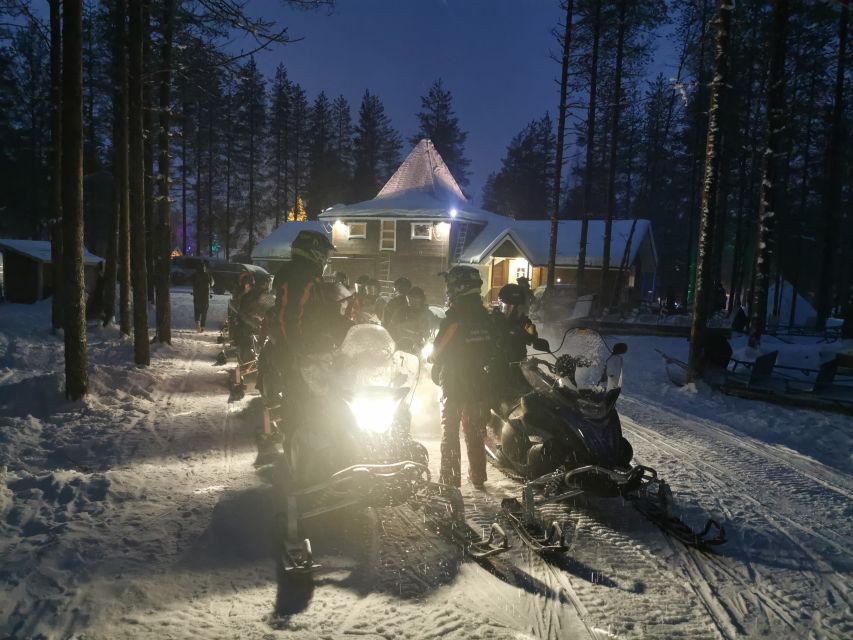 Rovaniemi: Aurora Borealis Snowmobile Safari with Campfire - Small practical details that make a big difference