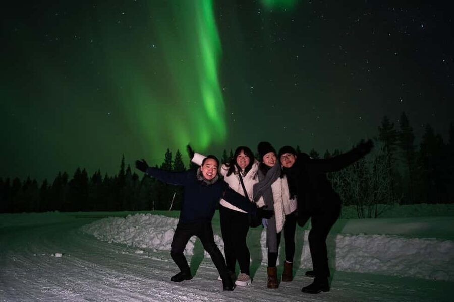 Rovaniemi: Aurora Hunt - Free Photos, 100% Guaranteed Refund - Who should book this Rovaniemi aurora hunt?