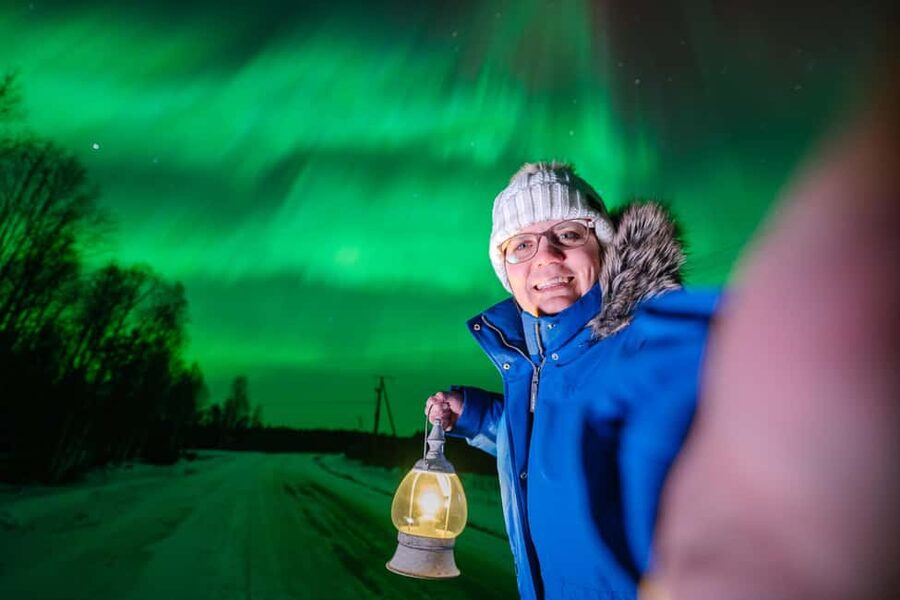 Rovaniemi: Aurora Hunt with Money-Back Guarantee and Photo - The guide matters more than the itinerary