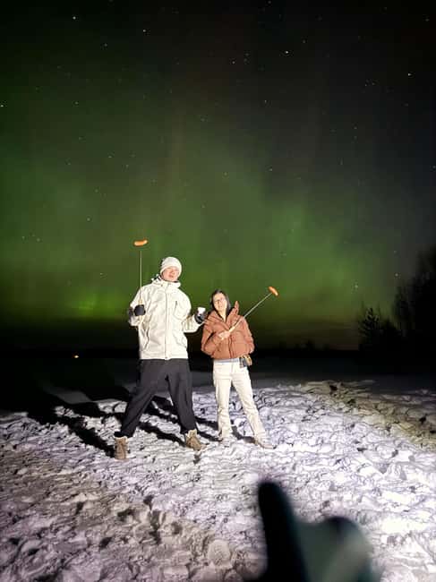 Rovaniemi: Aurora hunting and a fireside BBQ experience - Stories that connect science and Sámi tradition