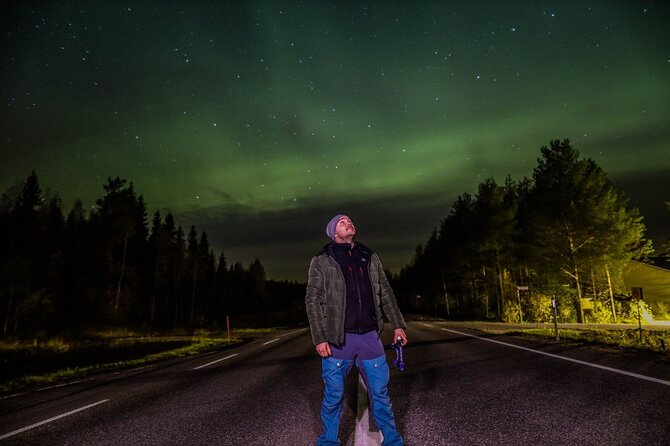 Rovaniemi AURORA PASS: 3-5 Days Unlimited Northern Lights chasing Pass - Group size, guide support, and comfort