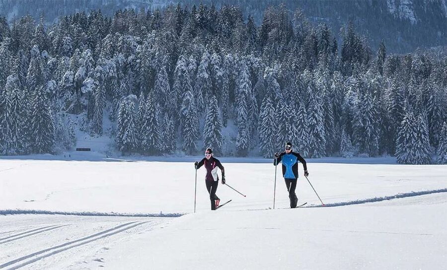 Rovaniemi: Cross Country Wilderness Ski Adventure - Wilderness expectations versus a beginner-friendly outing