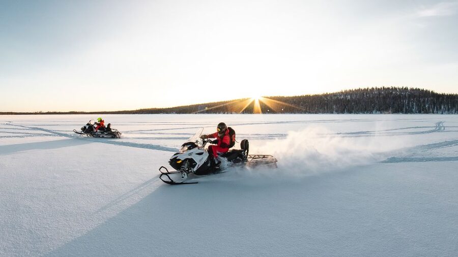 Rovaniemi: Full-Day Snowmobile Safari into the Wilderness - A long ride without a giant convoy