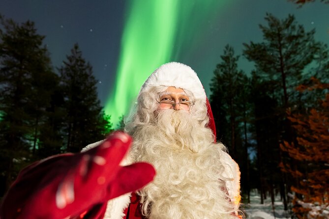 Rovaniemi: Genuine Aurora Hunting with Unlimited Pro Photos - Meeting Kun and starting the evening