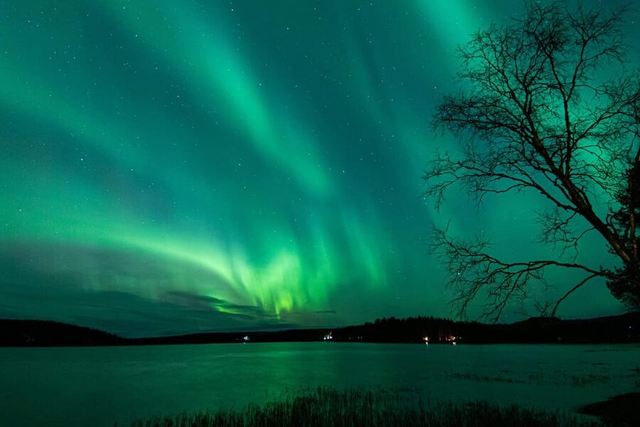 Rovaniemi: Guaranteed Aurora Hunting Tour with Local Guide - Key points at a glance