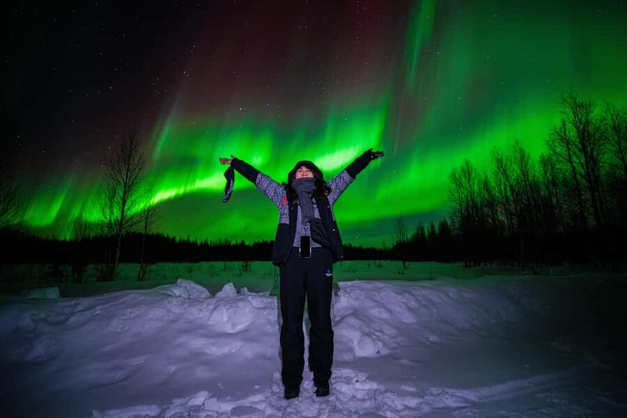 Rovaniemi: Guaranteed Northern Lights Tour with Photos - What to wear for a 2 to 10 hour night