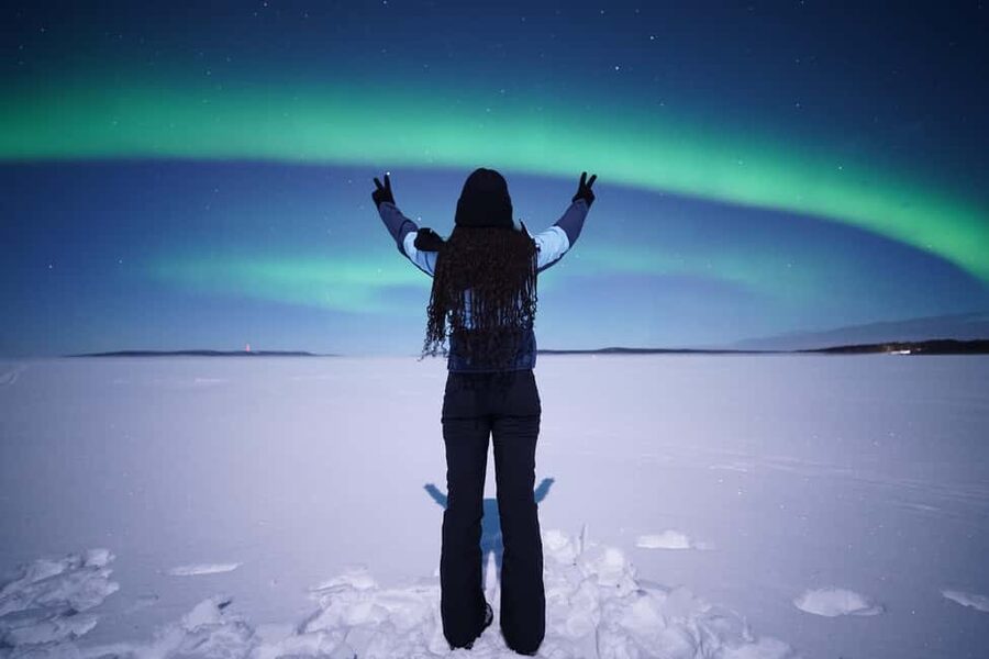 Rovaniemi: Guaranteed Northern Lights Tour with Photos - Who should choose this experience
