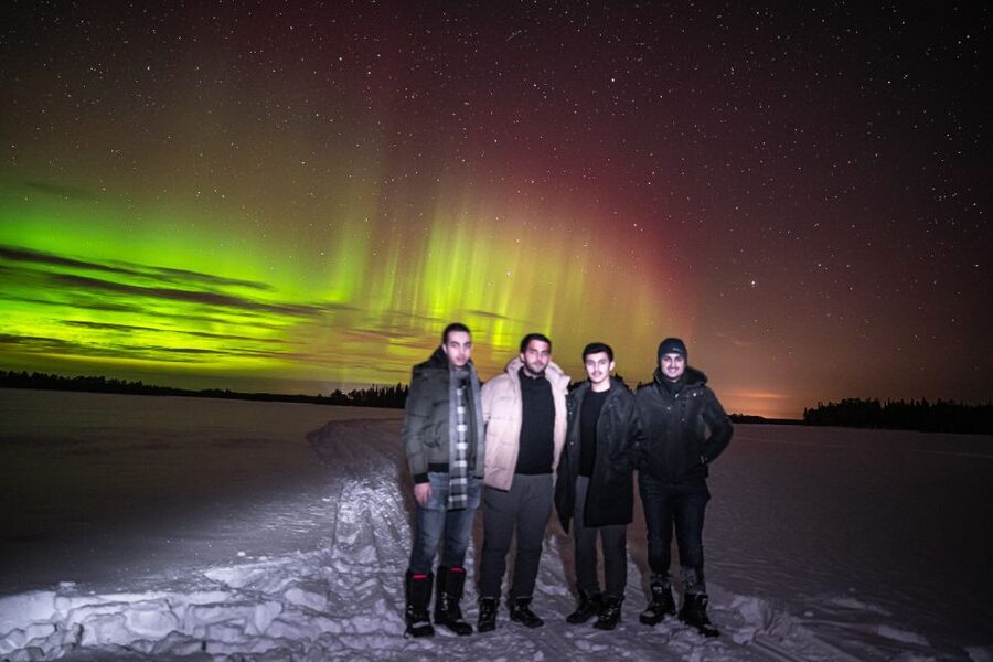 Rovaniemi: Guaranteed Ultimate Aurora Hunt with Photographer - Who will get the most from this tour