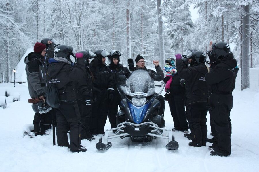 Rovaniemi: Husky & Reindeer Experience with Snowmobile Ride - Understanding the snowmobile damage charge