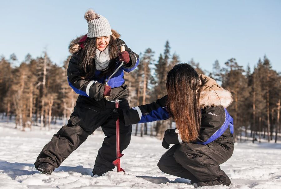 Rovaniemi: Ice Fishing Experience - What Happens on the Ice