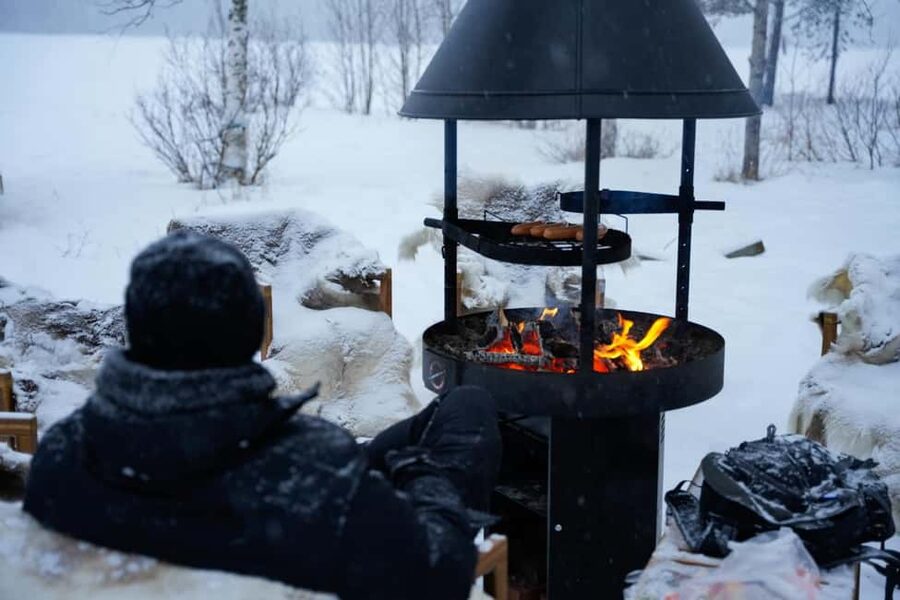Rovaniemi: Ice Fishing Small Group Tour & Barbeque - A good fit for families and first-time fishers