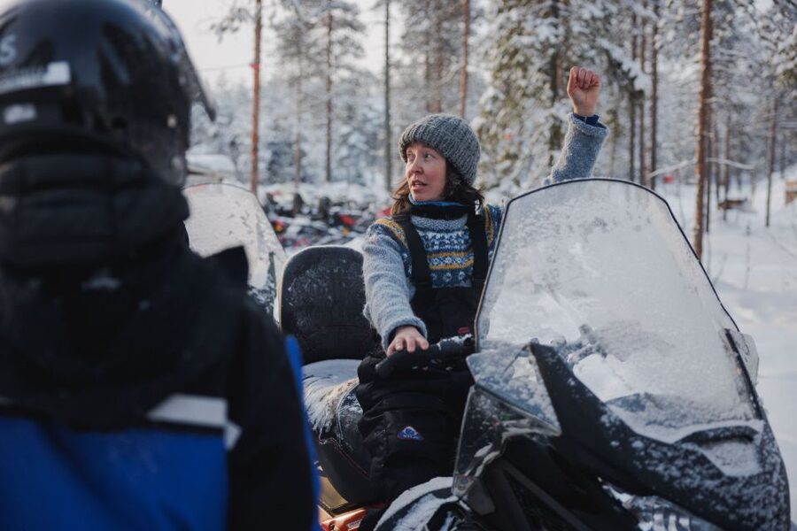 Rovaniemi: Ice Fishing & Snowmobile Safari Combo Day - What Snowmobiling Is Really Like for Beginners