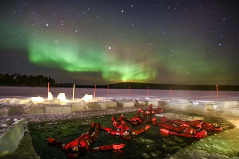 Rovaniemi: Ice Floating in Forest Lake with Aurora Borealis - What the 2.5-hour evening really feels like